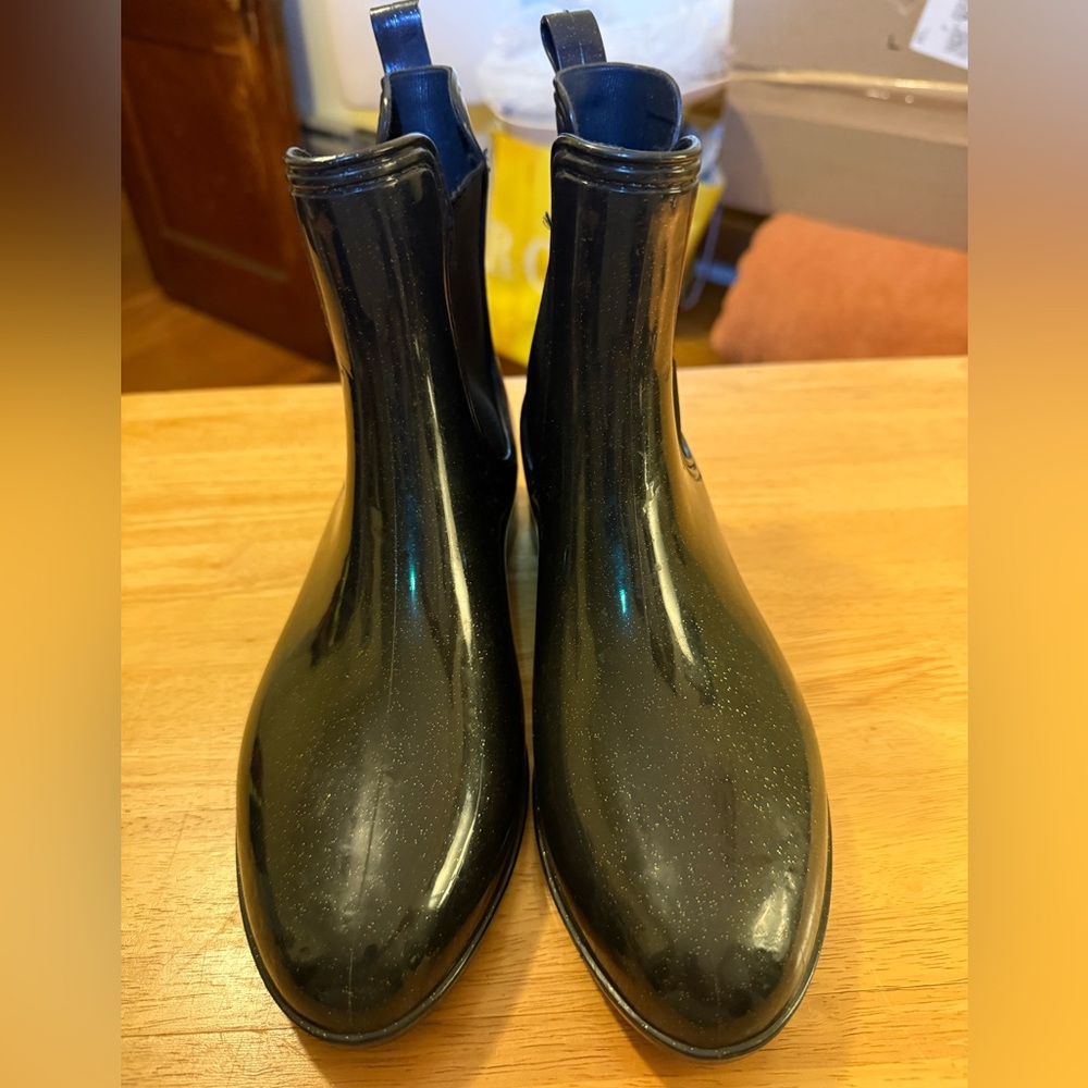 Women’s Juicy Black Gloss Rain Ankle Boots